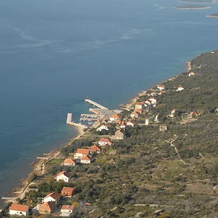 Seaside Holiday House Rivanj 14936 * Sestrunj